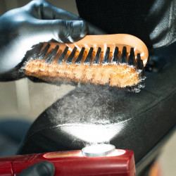 A0475 LABOCOSMETICA FABRIC SEAT BRUSH